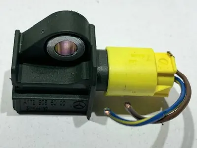 Senzor impact A1729056000 Mercedes E-Class (2009->) [W212]