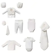Set pentru externare Tafyy - 10 piese, costum alb