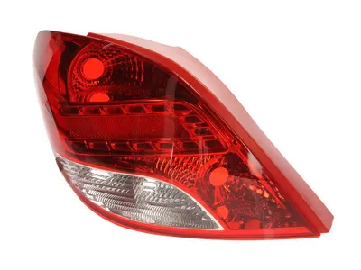 Stop tripla lampa spate stanga potrivit PEUGEOT 207 DECAPOTABILA/HATCHBACK 2006-2009 - (Semnalizator alb, culoare sticla: rosu)
