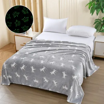 Patura Cocolino Pufoasa, Premium, cu Model Fluorescent, 200x230 cm – Confort si Eleganta de la Johny Home Pucioasa, Gri, Coroane