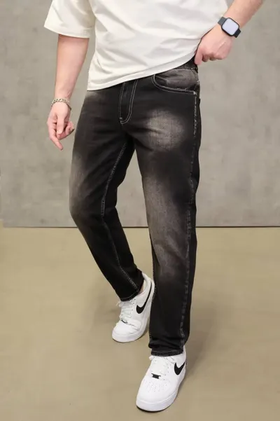 Blugi Relaxed Fit Black Faded – Modern Washed Denim (mărime: 31)