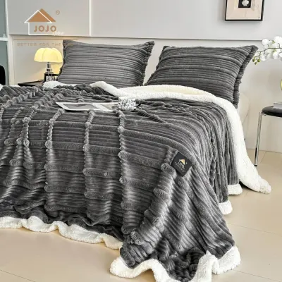 Patura CoCoLiNo cu blanita Sherpa, 200x230cm, cu Fermoar, cu 2 fete de perna 50x70cm, Jojo Home, Dungi, Gri inchis