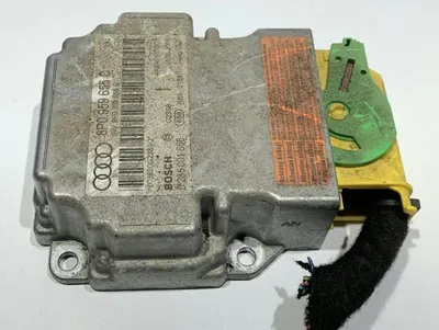 Calculator airbag 8P0959655C Audi A3 (2003-2008) [8P1]