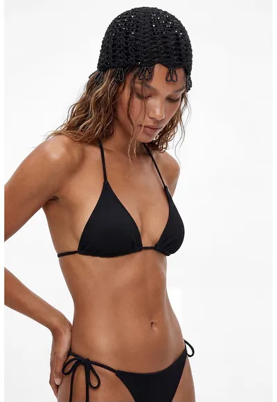 Sutien de baia cu cupe triunghiulare si model texturat - Negru