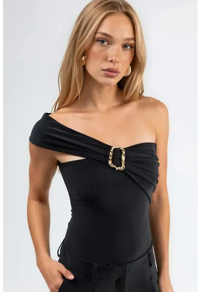 Bluza dama - tricotata cu catarama pe un umar - negru - poliester-elastan - fara maneci