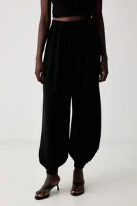 Rotate pantaloni pentru femei