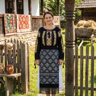 Fote cu broderie traditionala Otilia 2