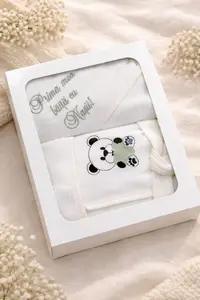 Cutie cu halat si prosop Prima baita 2