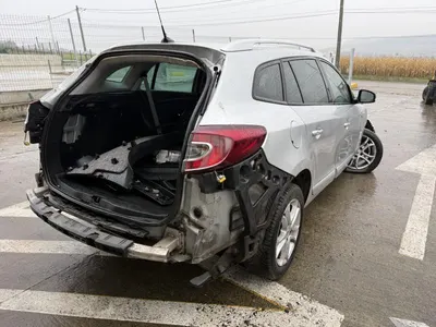 Aripa spate dreapta culoare argintie Renault Megane 3 facelift (2012-2016)