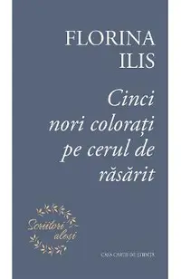 Cinci nori colorati pe cerul de rasarit