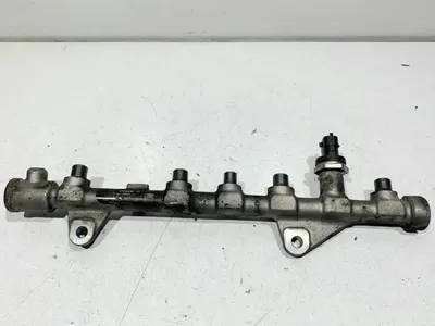 Rampa injectoare 8200750048 Renault Megane 3 (2008-2012) 1.9 DDIS F9Q euro 4