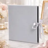 Album foto premium velvet 500 poze 10x15 cm, catifea gri, file negre, inchidere panglica satinata