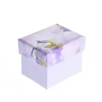 Cutie cadou cu imprimeu floral mov