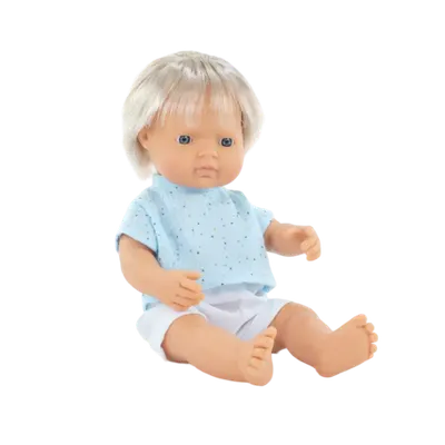 Papusa baiat caucazian blond 38 cm cu tricoul bleu, corp parfumat, colectia My Friends and Me