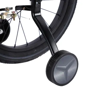 Bicicleta copii Lamborghini cadru magneziu alba 14 inch ,scaun reglabil de la 50 la 55 cm, potrivita pentru copii cu inaltimi intre 95-120 cm, frane pe ghidon, pedale antiderapabile, roti pneumatice cu jenti din aluminiu