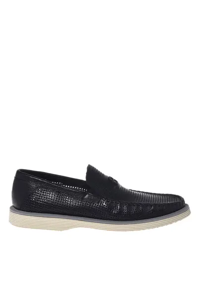 Pantofi loafer de piele cu perforatii - Negru