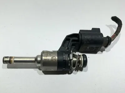 Injector 03C906036F Skoda Octavia 2 facelift (2008-2013) 1.4 tsi Caxa