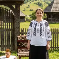 Ie Traditionala Daria 8