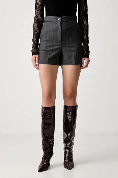 Pinko pantaloni scurți pentru femei cu amestec de lână