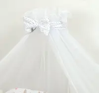 Baldachin din tul pentru patut bebe Caprioara funda cu buline 160 x 300 cm