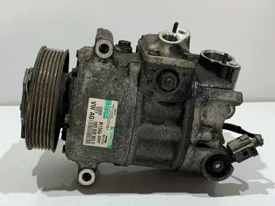 Compresor aer conditionat 1K0820803S Volkswagen Scirocco 3(2008-2014) 1.6 tdi cay