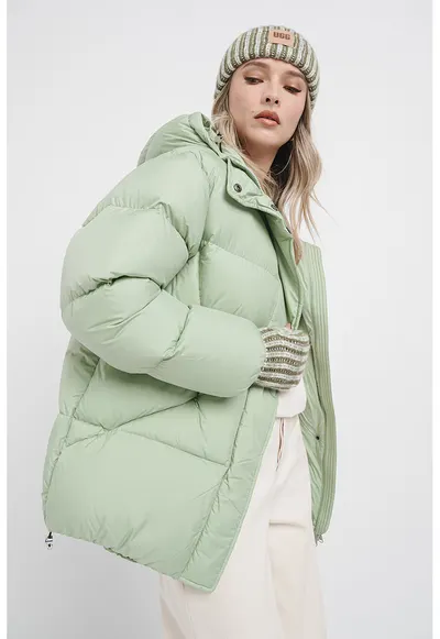 Geaca cu umplutura de puf - Verde pal