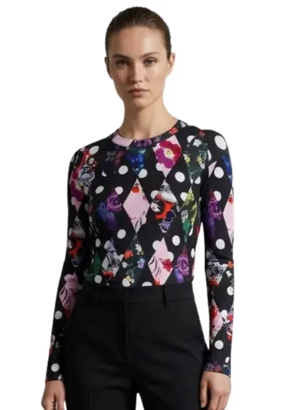 Bluza cu imprimeuri variate si decupaj pe spate Marina
