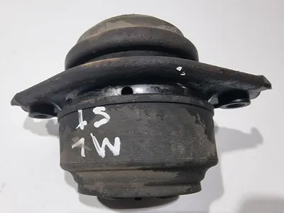 Tampon motor stanga A2512404417 Mercedes R-Class (2006-2010) [w251 , v251] 350 cdi A642 820
