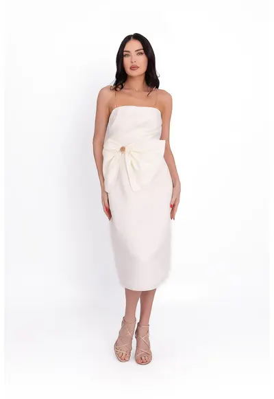 Rochie lunga satinata cu aplicatie florala - Alb