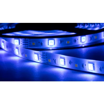 Set de banda cu LED-uri, de exterior 220-240V, 50Hz, 83lm/W, 4,8W/m,400lm/m W=10mm,3m, RGBW, IP44