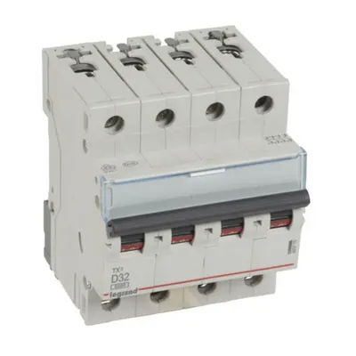Disjunctor TX3 4P D32 6kA