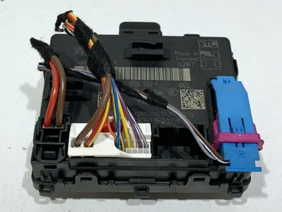 Calculator confort dreapta fata 5Q0959592F Volkswagen Passat B8 (2014-2019)