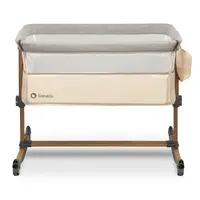 Patut co-sleeper Lionelo Leonie Beige Sand cu sistem de leganare, setare unghiulara, reglabil pe inaltime, conform cu standardele europeane de securitate EN1130 si EN16890