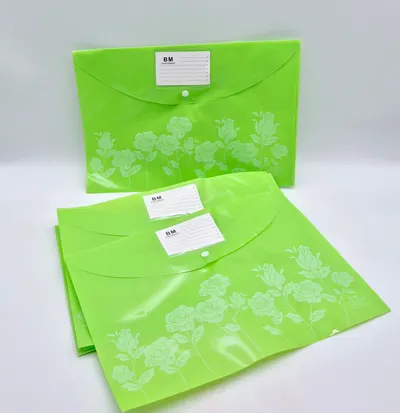 Mapă din plastic, verde lime, groasă A4 cu buton și etichetă, 36 x 25,5 cm