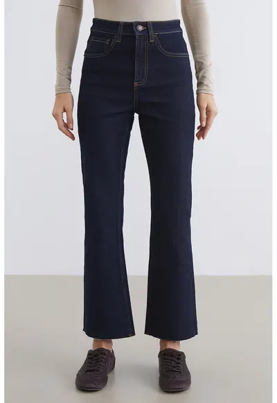 Blugi crop evazati cu croiala kick - Albastru ultramarin