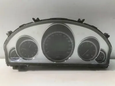Ceasuri bord europa A2129001810 Mercedes E-Class (2009->) [W212] 2.2 cdti A651