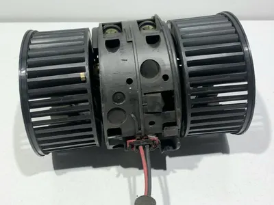 Ventilator habitaclu T1009074B Renault Megane 3 facelift (2012-2016)