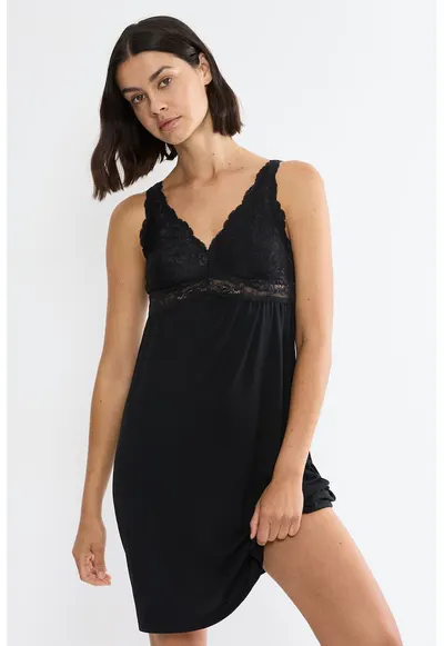Camasa de noapte din amestec de modal cu dantela Timeless Sensuality - Negru