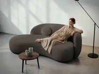 Canapea curbata Lunis maro