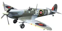 Model asamblabil Tamiya Militari: Avioane - Avion de vânătoare britanic Supermarine Spitfire Mk.IXc, 2 figurine