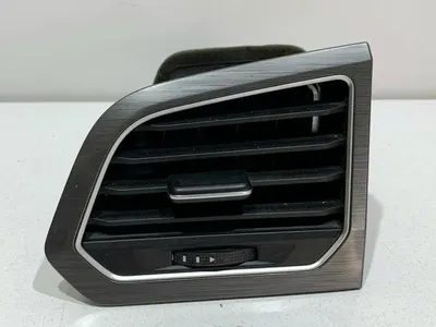 Grila ventilatie stanga fata 517819703A Volkswagen Golf 7 Sportsvan facelift (2017-2020)