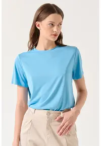 Tricou cu decolteu la baza gatului - din amestec de modal Stiziano - Albastru pastel