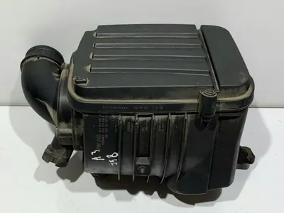Carcasa filtru aer 1K0129607AQ Volkswagen Caddy 3 (2004-2010) 1.6 mpi BSE