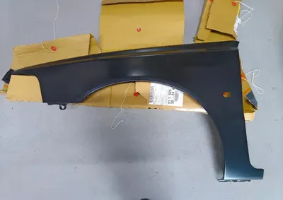 Aripa fata Stanga cu orificii potrivit VOLVO S40 I, V40 2000-2003 Resigilat