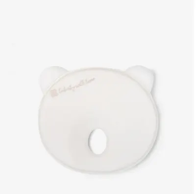 Pernuta pentru formarea capului KikkaBoo Airknit Bear White cu spuma memory,material premium respirabil,hipoalergenic