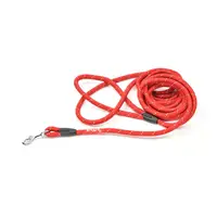 Lesa sport reflectorizanta pentru caini, rosie, realizata din poliester, lungime 400 cm, latime 0.8 cm