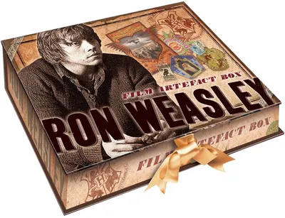Set cadou The Noble Collection Movies: Harry Potter - Ron Weasley Artefact Box
