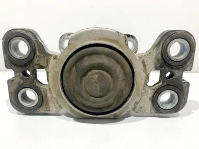 Tampon motor stanga 6G92-7M121-LG Land Rover Freelander 2 (2006->) 2.2d DOHC 224DT