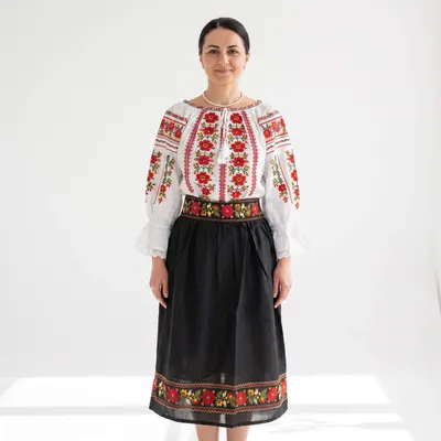 Set traditional format din ie si fusta 55