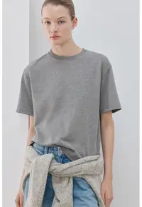 Tricou lejer cu decolteu la baza gatului - Gri melange